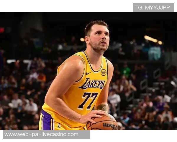 东契奇豪取31分9篮板7助攻约基奇缺阵湖人轻松战胜掘金队